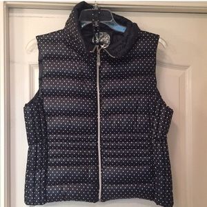 Vince Camuto poke a dot puffer vest